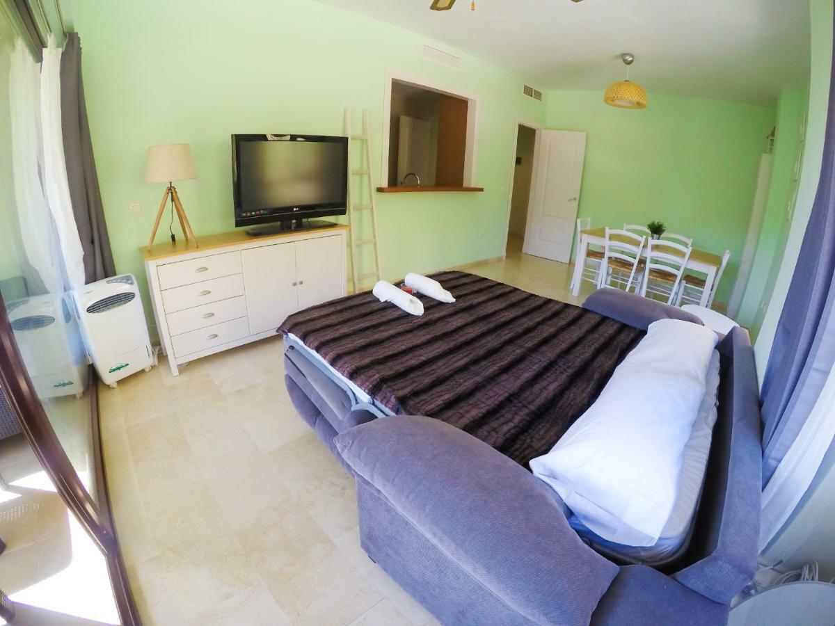 Burriana Beach Apartment نيرخا المظهر الخارجي الصورة