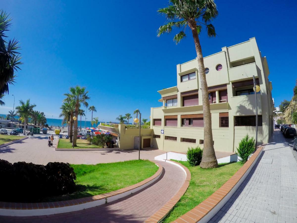 Burriana Beach Apartment نيرخا المظهر الخارجي الصورة